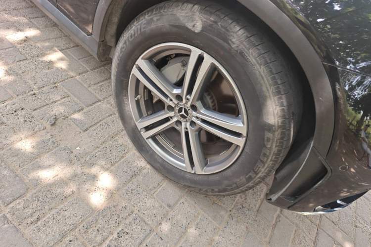 Used Mercedes-Benz GLC 2020 GLC 260 L 4MATIC Luxury Model Right Front Wheel Hub