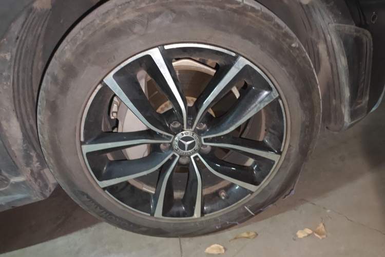 Used Mercedes-Benz GLC 2020 GLC 300 L 4MATIC Dynamic Edition Right Front Wheel Hub