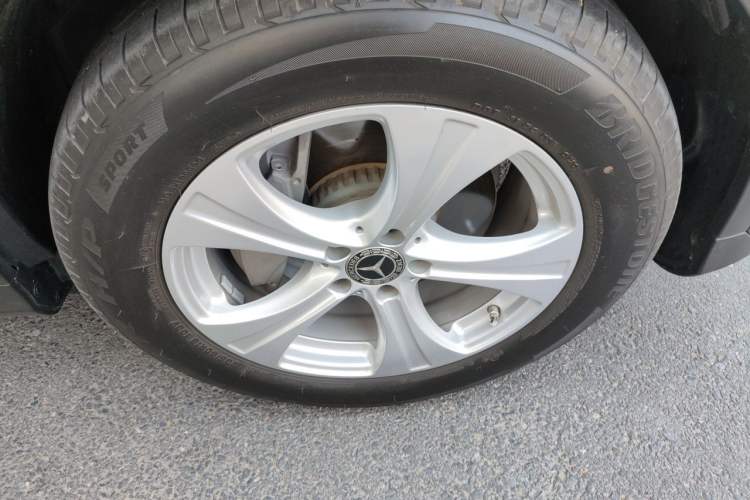 Used Mercedes-Benz GLC 2020 GLC 260 L 4MATIC Dynamic Model Right Front Wheel Hub