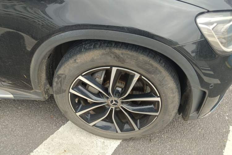 Used Mercedes-Benz GLC 2020 Facelift GLC 300 L 4MATIC Dynamic Edition Right Front Wheel Hub