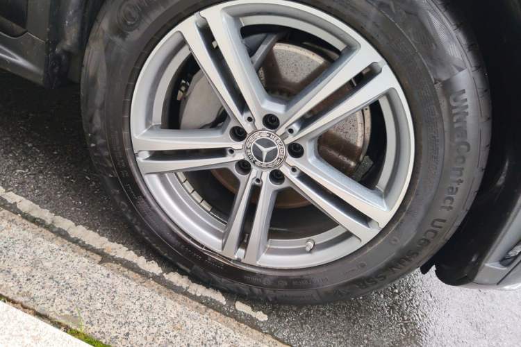 Used Mercedes-Benz GLC 2020 GLC 260 L 4MATIC Luxury Model Right Front Wheel Hub