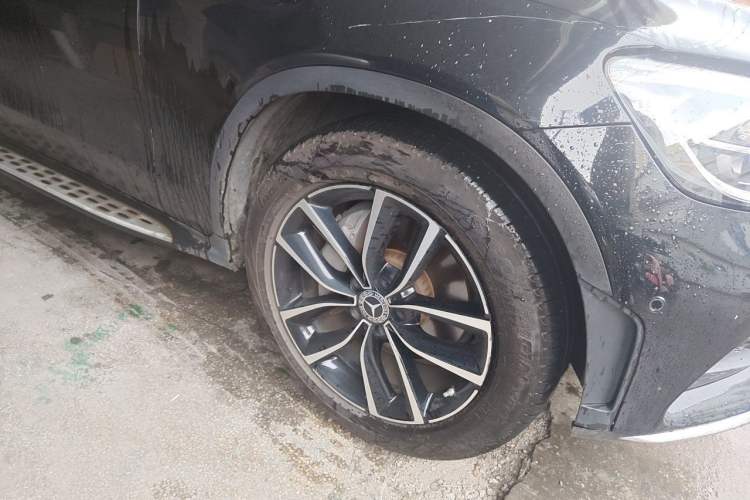 Used Mercedes-Benz GLC 2020 GLC 300 L 4MATIC Dynamic Edition Right Front Wheel Hub