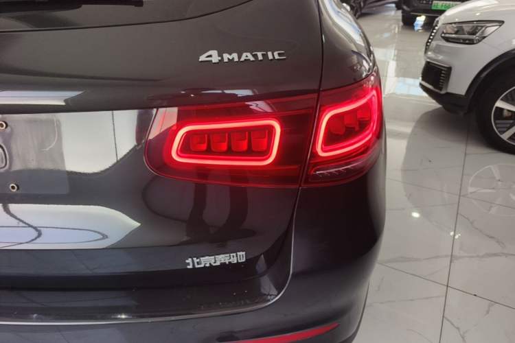 Used Mercedes-Benz GLC 2020 GLC 300 L 4MATIC Luxury Model Right Rear Taillight