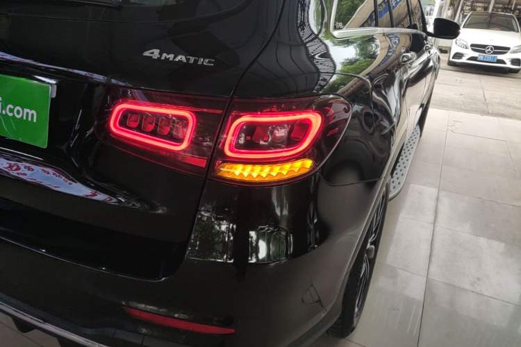Used Mercedes-Benz GLC 2020 Facelift GLC 260 L 4MATIC Luxury Edition Right Rear Taillight