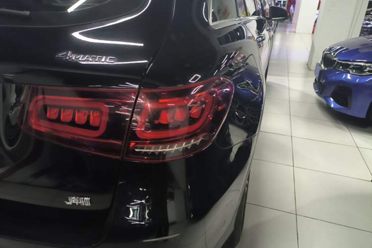Used Mercedes-Benz GLC 2020 Facelift GLC 260 L 4MATIC Luxury Edition Right Rear Taillight