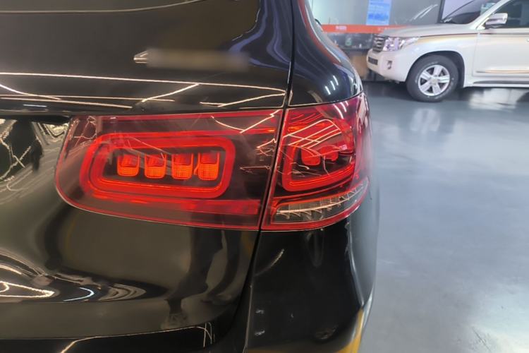 Used Mercedes-Benz GLC 2020 Facelift GLC 260 L 4MATIC Luxury Edition Right Rear Taillight