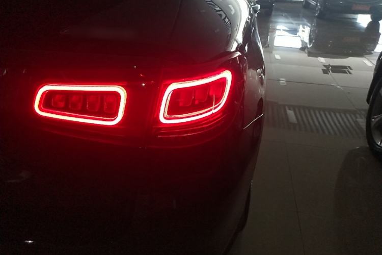 Used Mercedes-Benz GLC 2020 GLC 260 L 4MATIC Luxury Model Right Rear Taillight