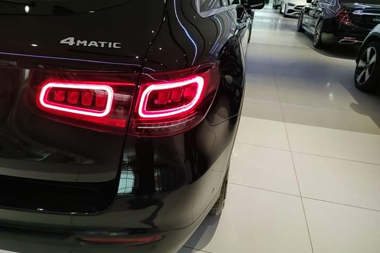 Used Mercedes-Benz GLC 2020 Facelifted GLC 260 L 4MATIC Dynamic Edition Right Rear Taillight