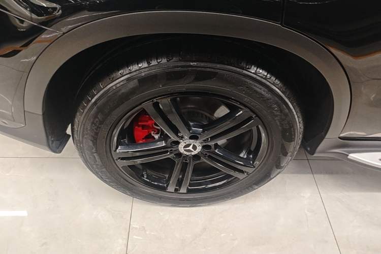 Used Mercedes-Benz GLC 2020 GLC 260 L 4MATIC Luxury Model Right Rear Wheel Hub