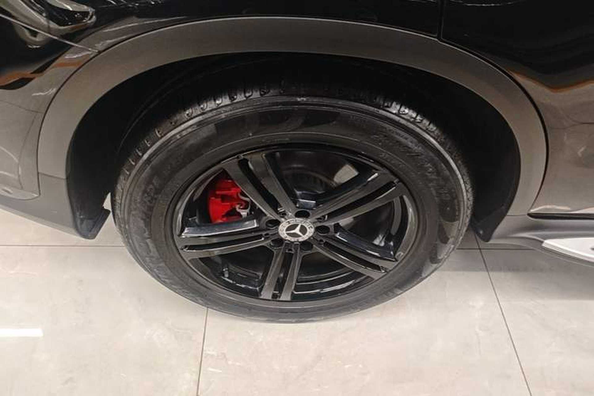 Used Mercedes-Benz GLC 2020 GLC 260 L 4MATIC Luxury Model Right Rear Wheel Hub