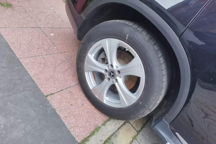 Used Mercedes-Benz GLC 2020 Facelifted GLC 260 L 4MATIC Dynamic Edition Right Rear Wheel Hub