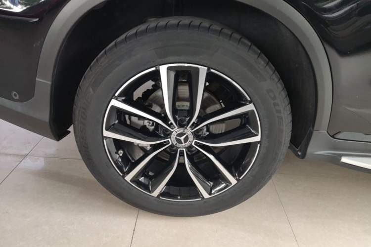 Used Mercedes-Benz GLC 2020 Facelift GLC 260 L 4MATIC Luxury Edition Right Rear Wheel Hub