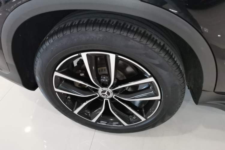 Used Mercedes-Benz GLC 2020 GLC 300 L 4MATIC Dynamic Edition Right Rear Wheel Hub