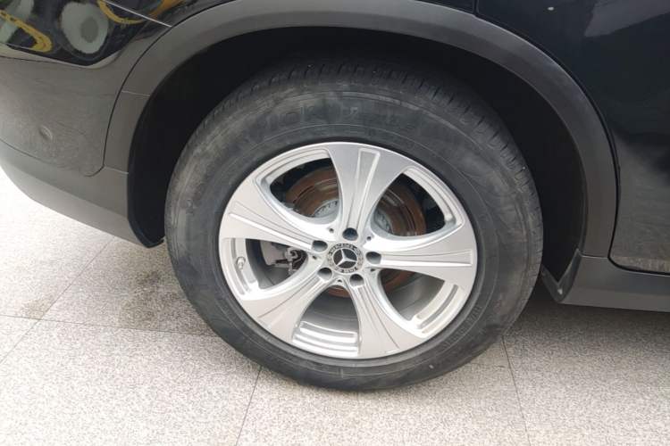 Used Mercedes-Benz GLC 2020 GLC 260 L 4MATIC Dynamic Model Right Rear Wheel Hub