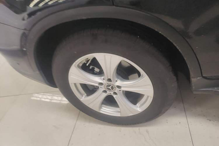 Used Mercedes-Benz GLC 2020 GLC 260 L 4MATIC Dynamic Model Right Rear Wheel Hub