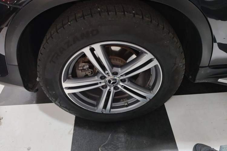 Used Mercedes-Benz GLC 2020 GLC 260 L 4MATIC Luxury Model Right Rear Wheel Hub