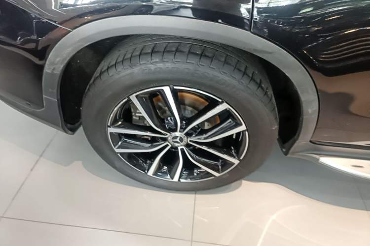 Used Mercedes-Benz GLC 2020 Facelift GLC 260 L 4MATIC Luxury Edition Right Rear Wheel Hub