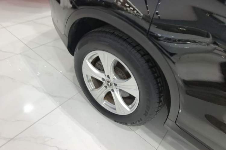 Used Mercedes-Benz GLC 2020 Facelifted GLC 260 L 4MATIC Dynamic Edition Right Rear Wheel Hub