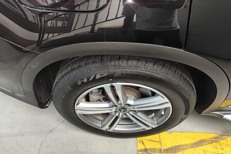 Used Mercedes-Benz GLC 2020 GLC 260 L 4MATIC Luxury Model Right Rear Wheel Hub
