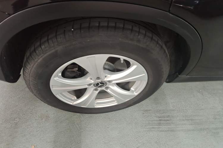 Used Mercedes-Benz GLC 2020 Facelifted GLC 260 L 4MATIC Dynamic Edition Right Rear Wheel Hub