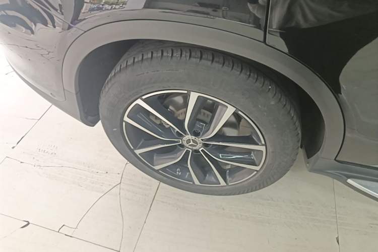 Used Mercedes-Benz GLC 2020 GLC 300 L 4MATIC Dynamic Edition Right Rear Wheel Hub