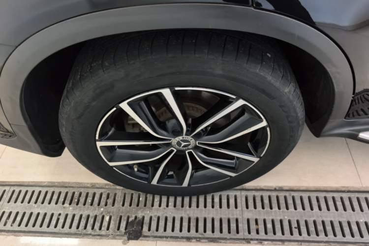 Used Mercedes-Benz GLC 2020 Facelift GLC 300 L 4MATIC Dynamic Edition Right Rear Wheel Hub