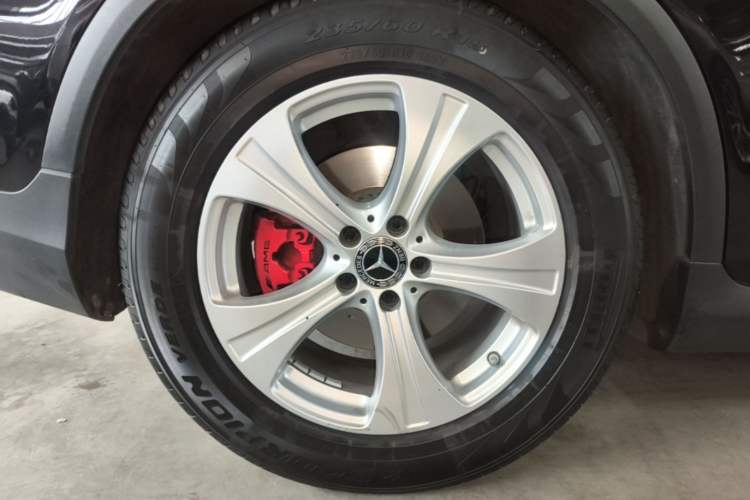 Used Mercedes-Benz GLC 2020 Facelifted GLC 260 L 4MATIC Dynamic Edition Right Rear Wheel Hub