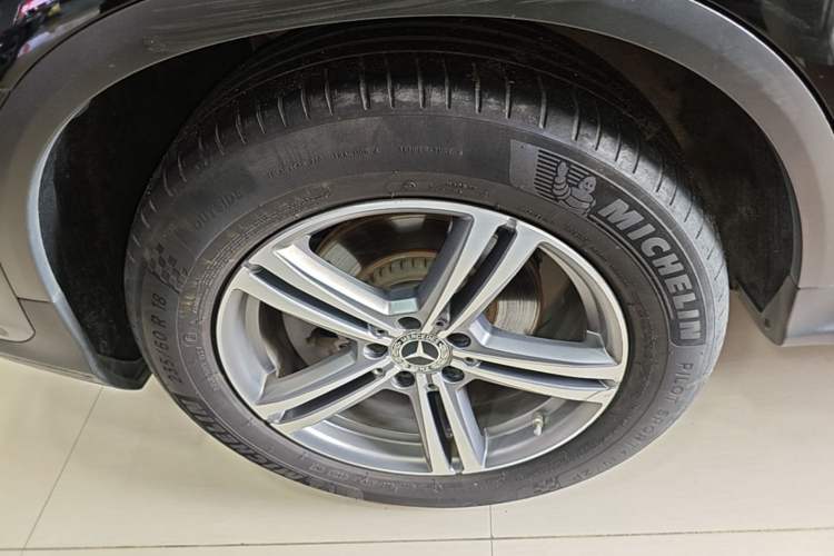 Used Mercedes-Benz GLC 2020 GLC 260 L 4MATIC Luxury Model Right Rear Wheel Hub