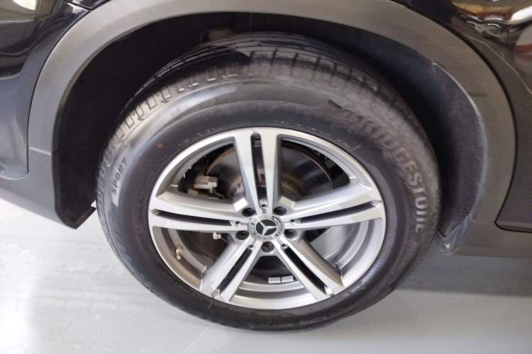 Used Mercedes-Benz GLC 2020 GLC 260 L 4MATIC Luxury Model Right Rear Wheel Hub
