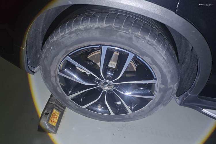 Used Mercedes-Benz GLC 2020 Facelift GLC 260 L 4MATIC Luxury Edition Right Rear Wheel Hub