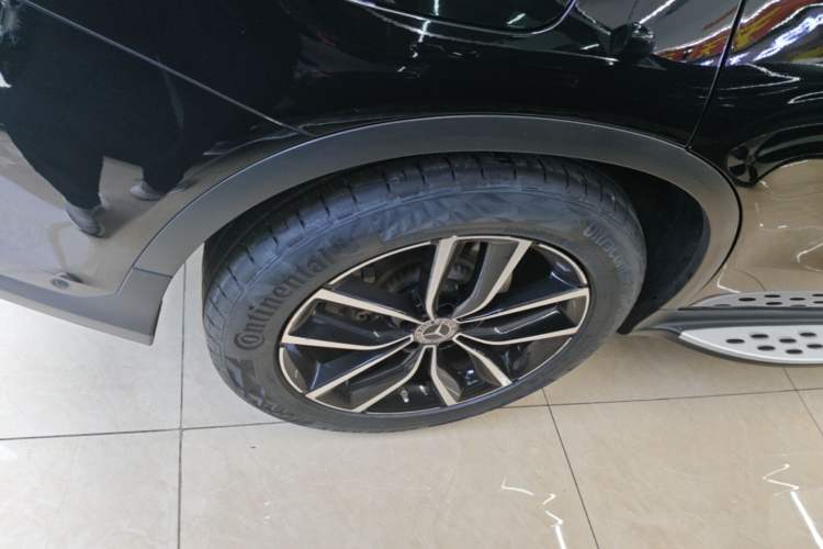 Used Mercedes-Benz GLC 2020 GLC 300 L 4MATIC Dynamic Edition Right Rear Wheel Hub