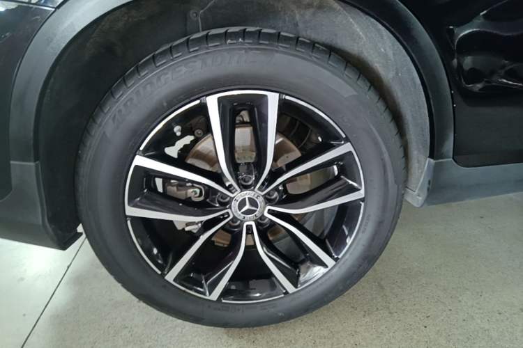 Used Mercedes-Benz GLC 2020 Facelift GLC 260 L 4MATIC Luxury Edition Right Rear Wheel Hub