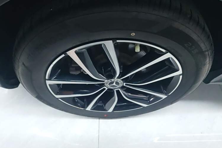 Used Mercedes-Benz GLC 2020 Facelift GLC 300 L 4MATIC Dynamic Edition Right Rear Wheel Hub