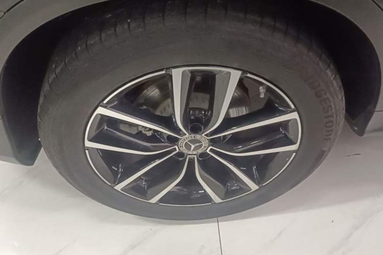 Used Mercedes-Benz GLC 2020 Facelift GLC 260 L 4MATIC Luxury Edition Right Rear Wheel Hub