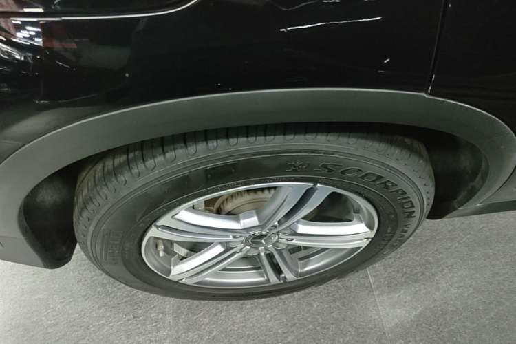 Used Mercedes-Benz GLC 2020 Facelifted GLC 260 L 4MATIC Dynamic Edition Right Rear Wheel Hub