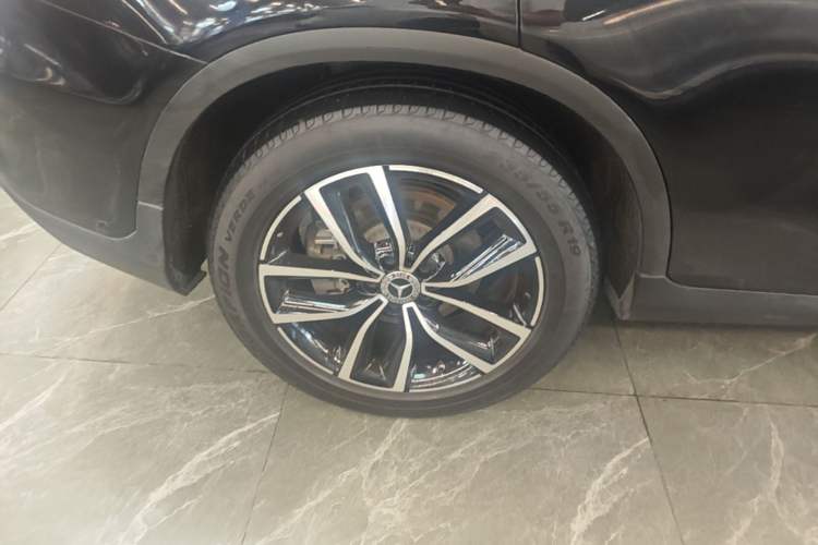 Used Mercedes-Benz GLC 2020 Facelift GLC 260 L 4MATIC Luxury Edition Right Rear Wheel Hub