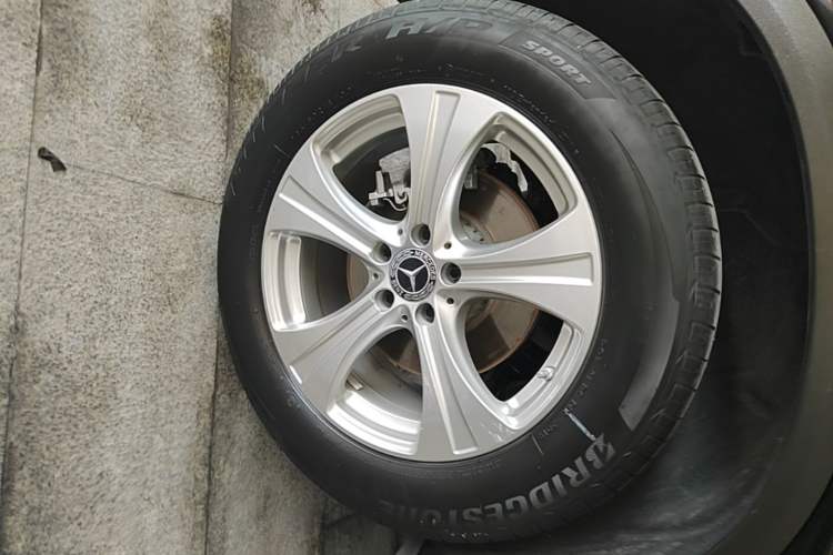 Used Mercedes-Benz GLC 2020 GLC 260 L 4MATIC Dynamic Model Right Rear Wheel Hub