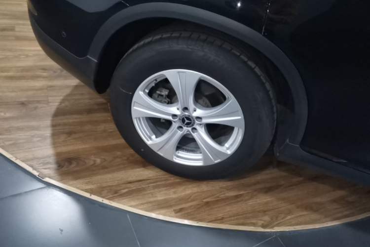 Used Mercedes-Benz GLC 2020 Facelifted GLC 260 L 4MATIC Dynamic Edition Right Rear Wheel Hub