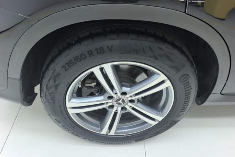 Used Mercedes-Benz GLC 2020 GLC 260 L 4MATIC Luxury Model Right Rear Wheel Hub