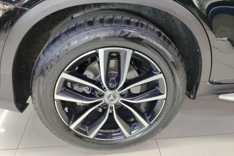 Used Mercedes-Benz GLC 2020 Facelift GLC 300 L 4MATIC Dynamic Edition Right Rear Wheel Hub
