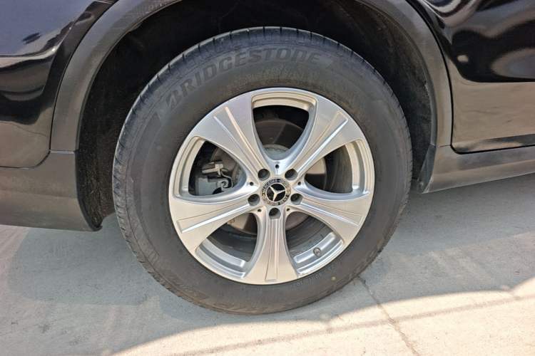 Used Mercedes-Benz GLC 2020 GLC 260 L 4MATIC Dynamic Model Right Rear Wheel Hub