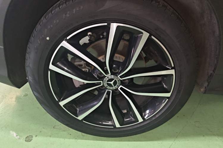 Used Mercedes-Benz GLC 2020 Facelift GLC 300 L 4MATIC Dynamic Edition Right Rear Wheel Hub