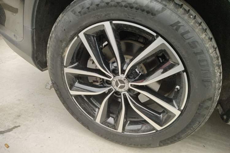 Used Mercedes-Benz GLC 2020 Facelift GLC 300 L 4MATIC Dynamic Edition Right Rear Wheel Hub