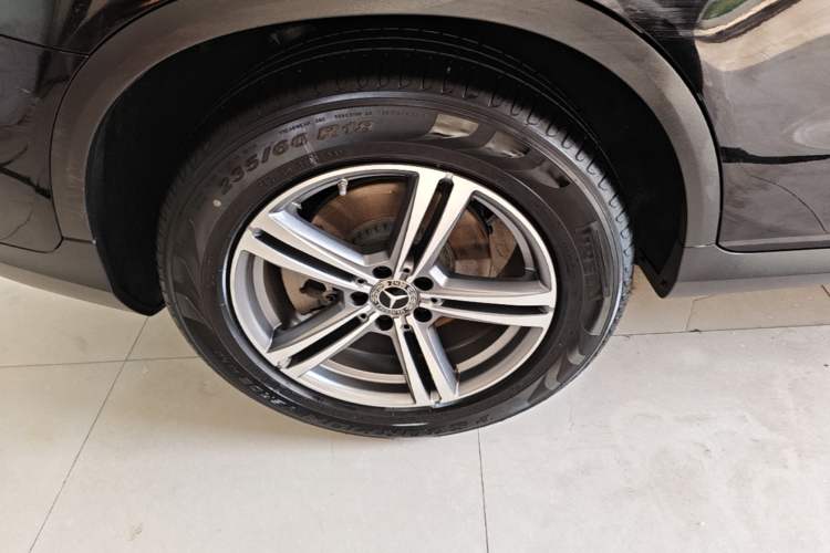 Used Mercedes-Benz GLC 2020 Facelifted GLC 260 L 4MATIC Dynamic Edition Right Rear Wheel Hub