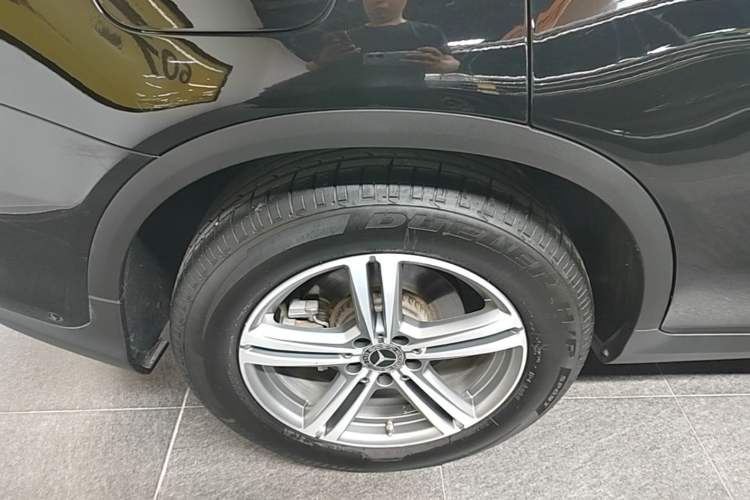 Used Mercedes-Benz GLC 2020 GLC 260 L 4MATIC Luxury Model Right Rear Wheel Hub