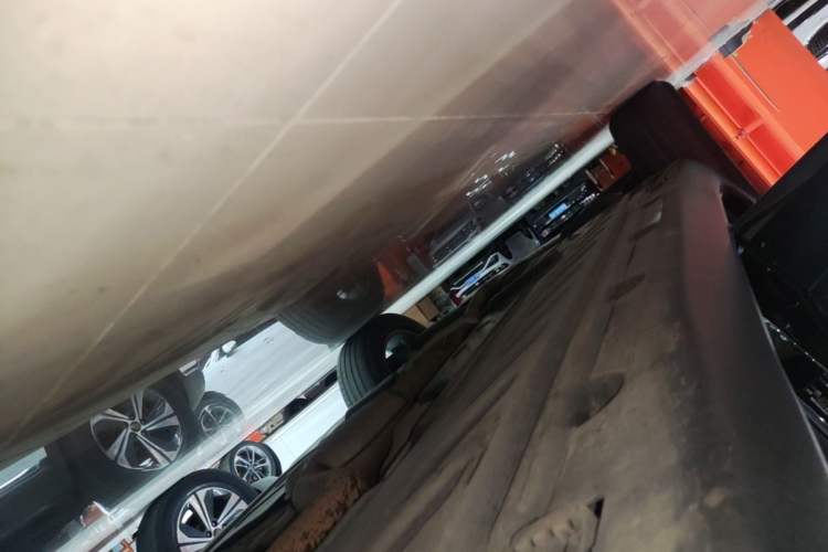 Used Mercedes-Benz GLC 2020 GLC 260 L 4MATIC Luxury Model Right Side Sill