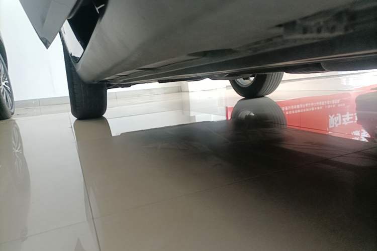 Used Mercedes-Benz GLC 2020 Facelifted GLC 260 L 4MATIC Dynamic Edition Right Side Sill