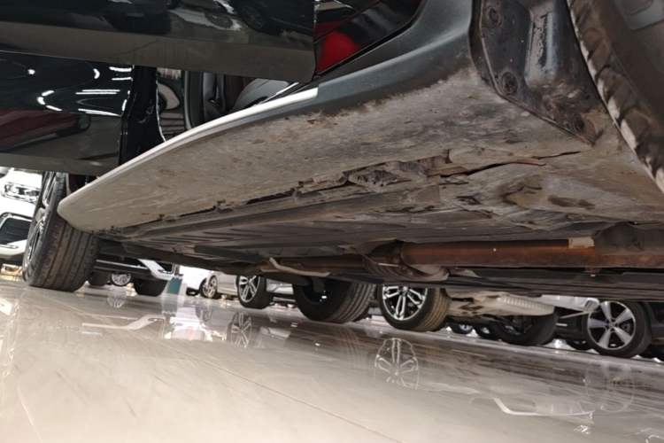 Used Mercedes-Benz GLC 2020 Facelift GLC 300 L 4MATIC Dynamic Edition Right Side Sill