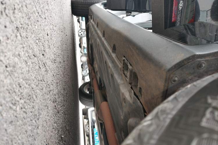 Used Mercedes-Benz GLC 2020 GLC 260 L 4MATIC Dynamic Model Right Side Sill