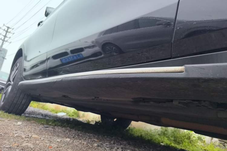 Used Mercedes-Benz GLC 2020 GLC 300 L 4MATIC Dynamic Edition Right Side Sill